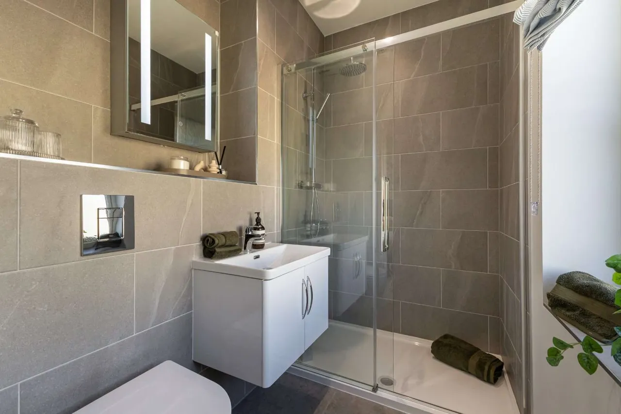 Warminster Road, Bath, BA2, photo 9