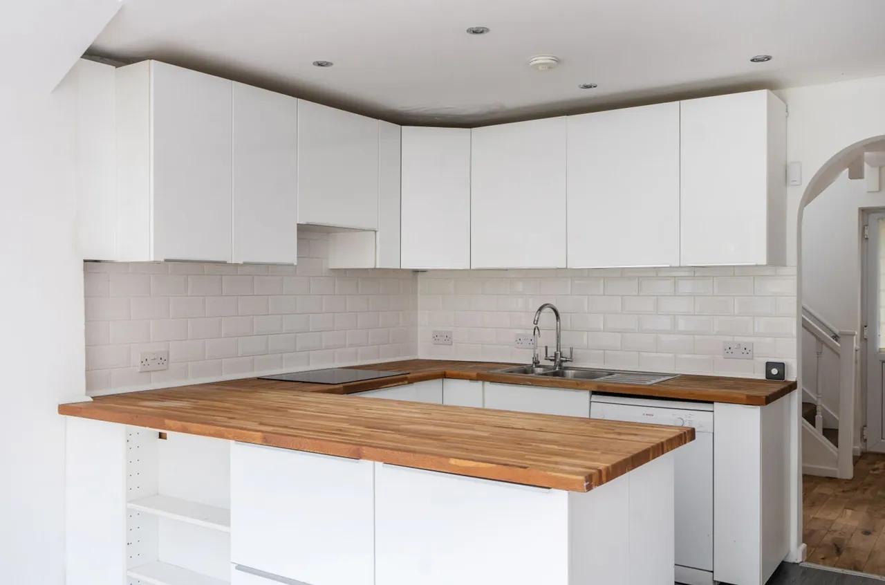 Florence Close, Birdham, PO20, photo 8