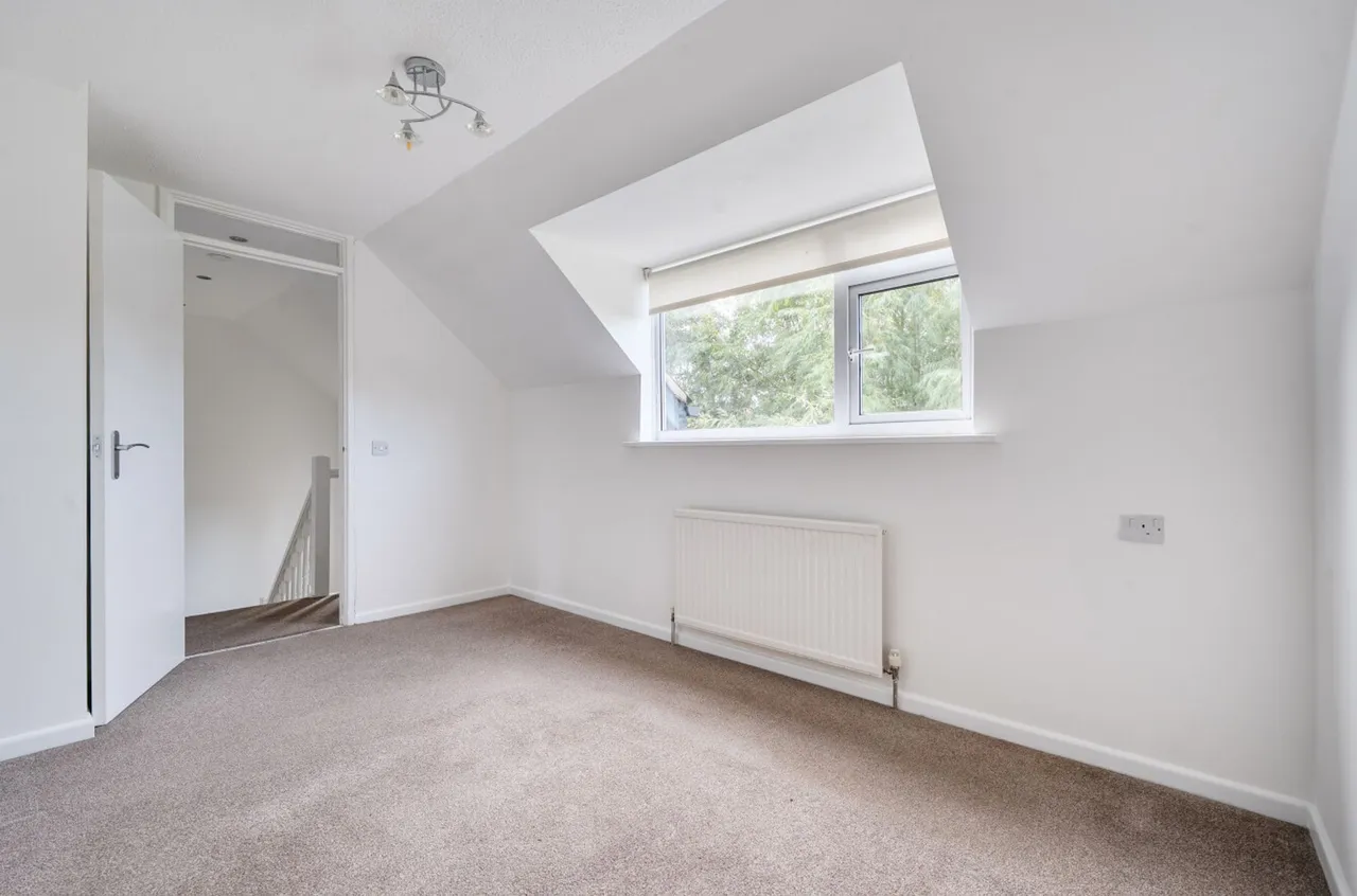 Florence Close, Birdham, PO20, photo 13