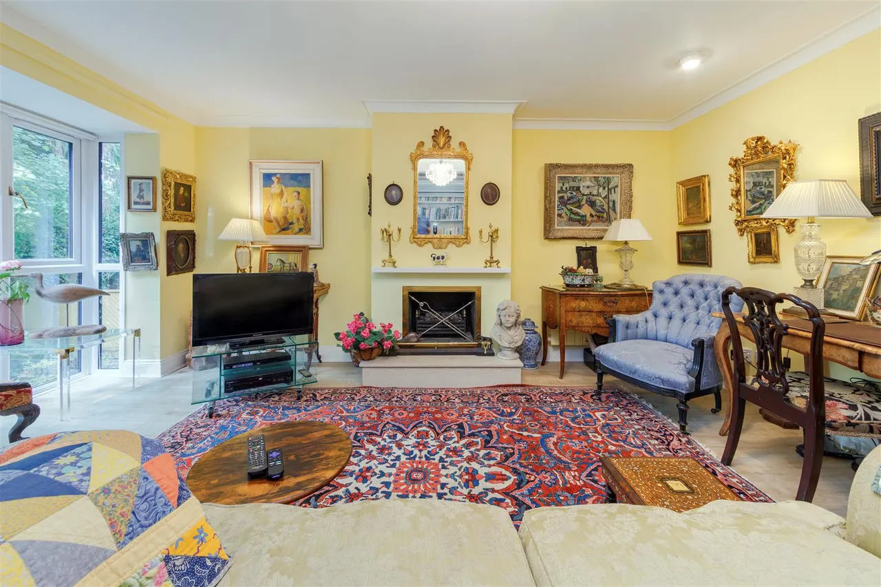 Thornbury Square, Highgate, N6, photo 9