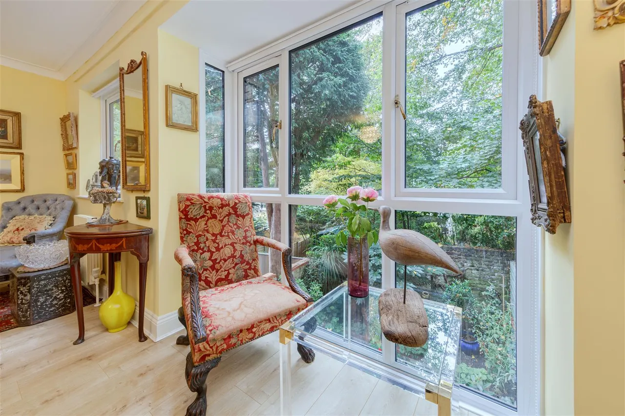 Thornbury Square, Highgate, N6, photo 10