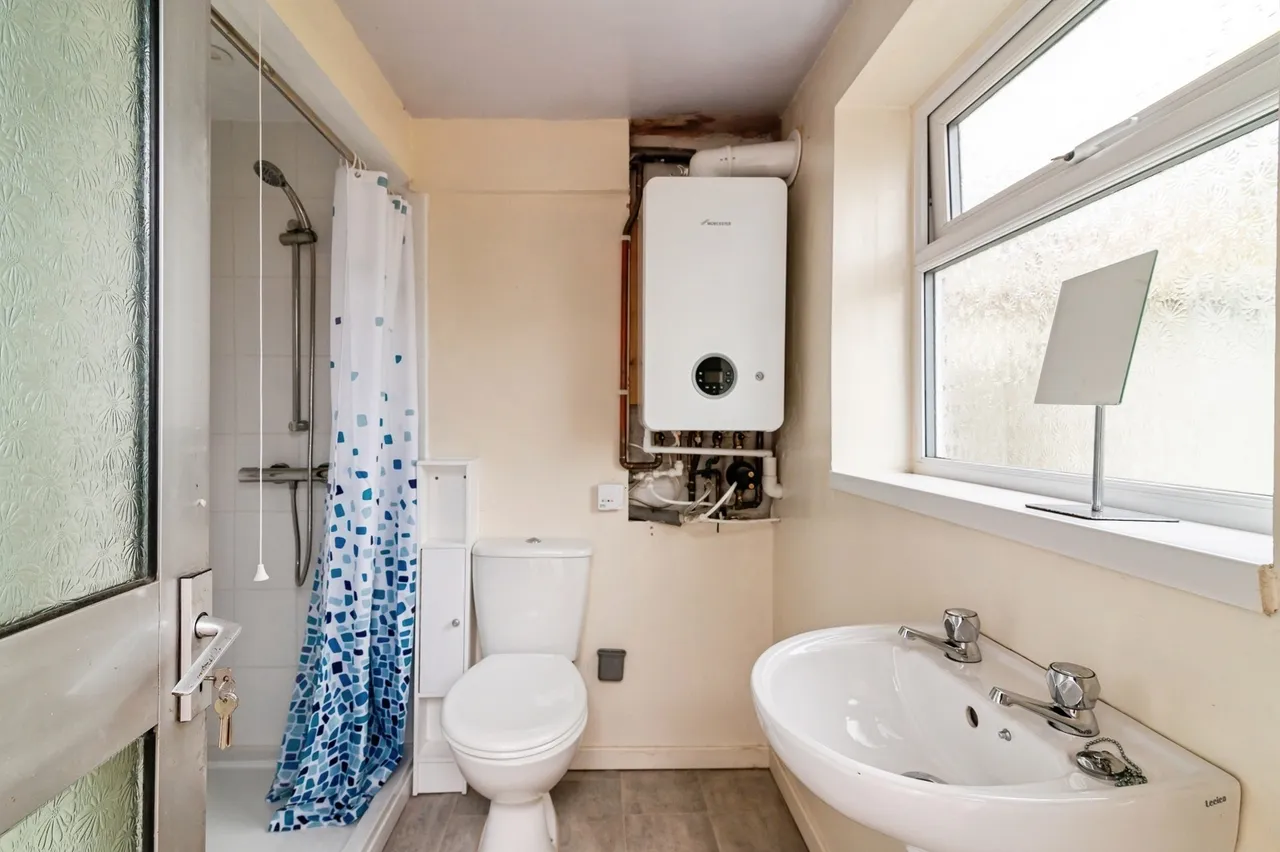 Campbell Drive, Carlton, Nottingham, Nottinghamshire, NG4, photo 6