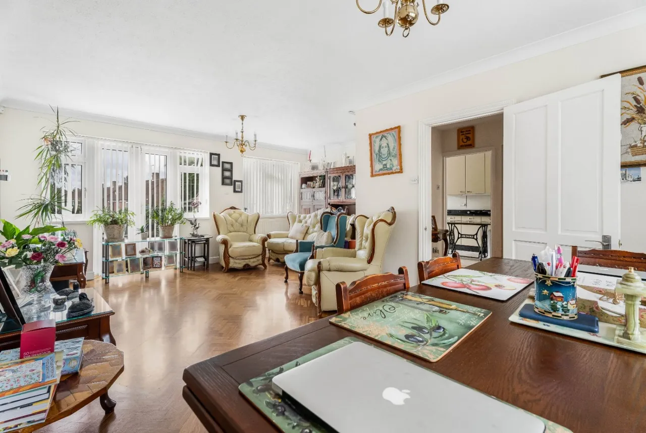 London Road, Stanmore, HA7, photo 5
