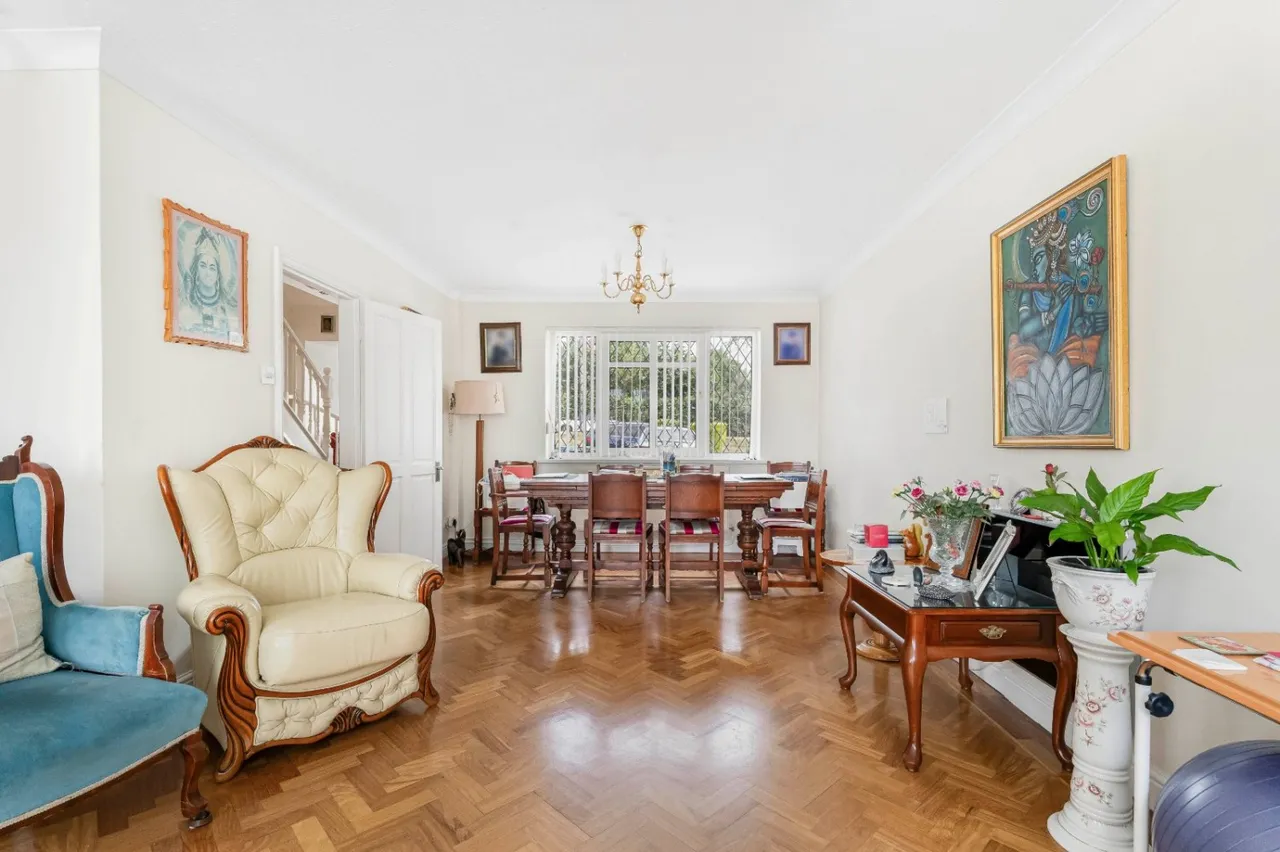 London Road, Stanmore, HA7, photo 8