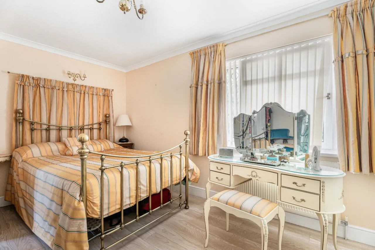 London Road, Stanmore, HA7, photo 10