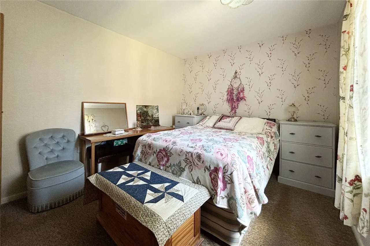 Westbury, photo 10