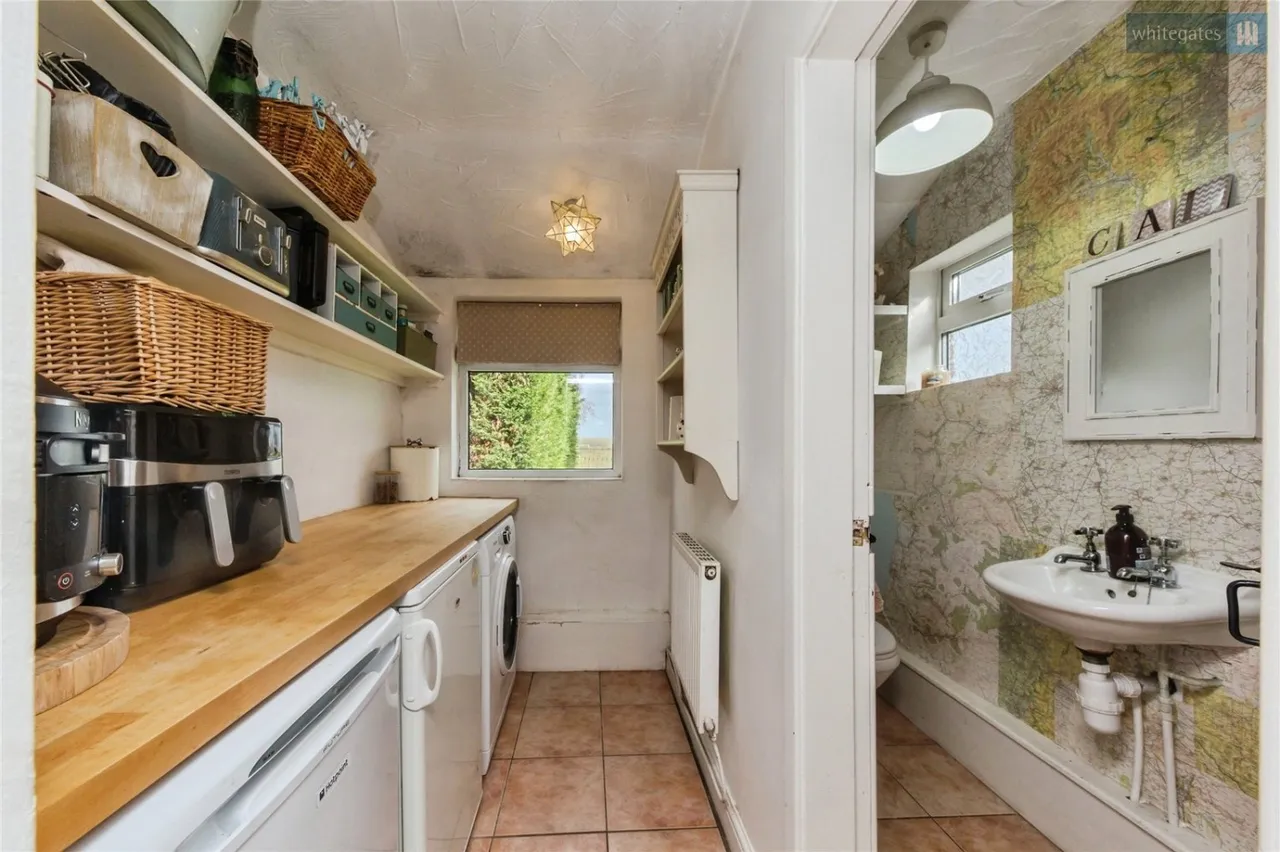 Holly Mount, Shavington, CW2, photo 8