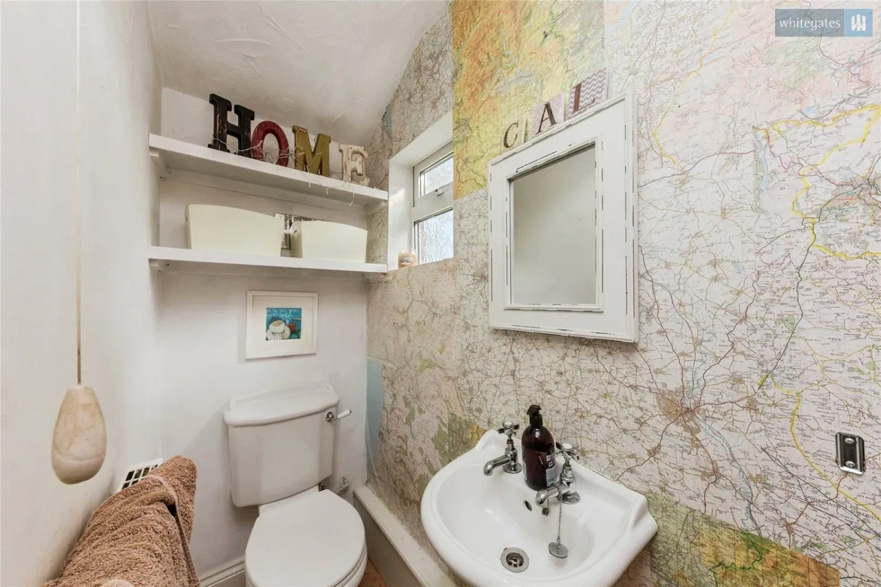 Holly Mount, Shavington, CW2, photo 10