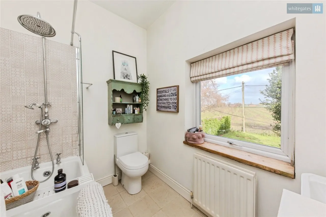 Holly Mount, Shavington, CW2, photo 21