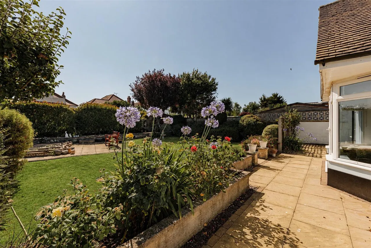 Princes Gardens, Cliftonville, Margate, Kent, CT9 3AR, photo 36