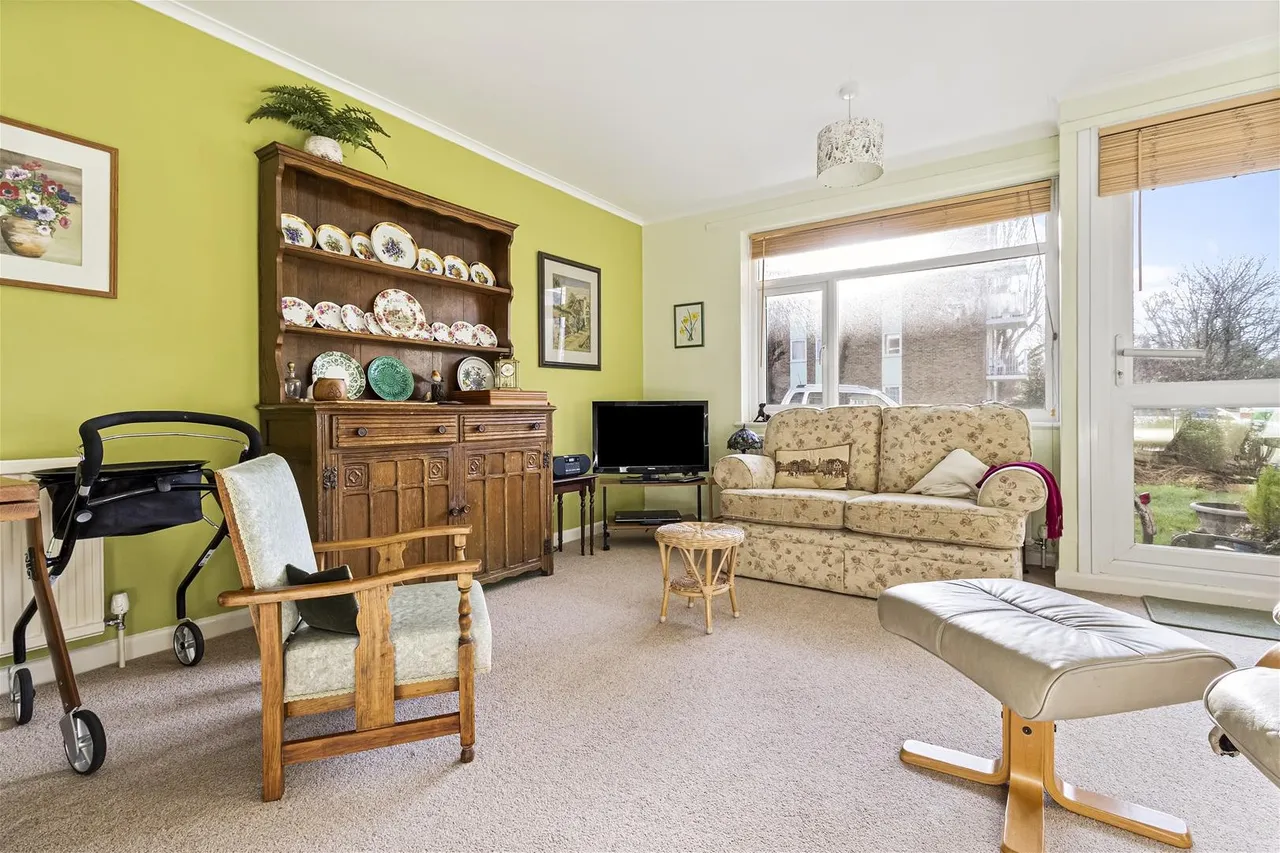 Dorchester Gardens, Worthing, photo 5