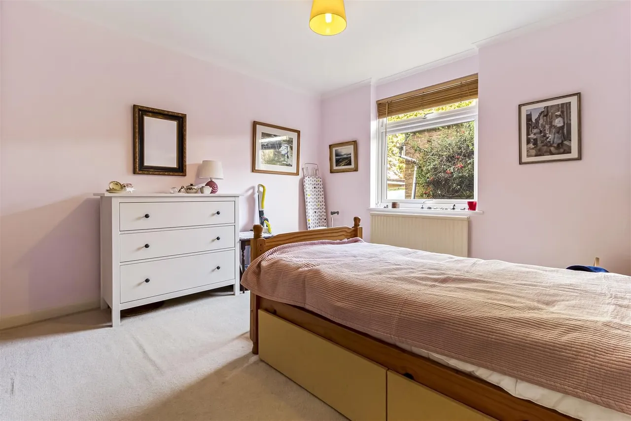 Dorchester Gardens, Worthing, photo 13