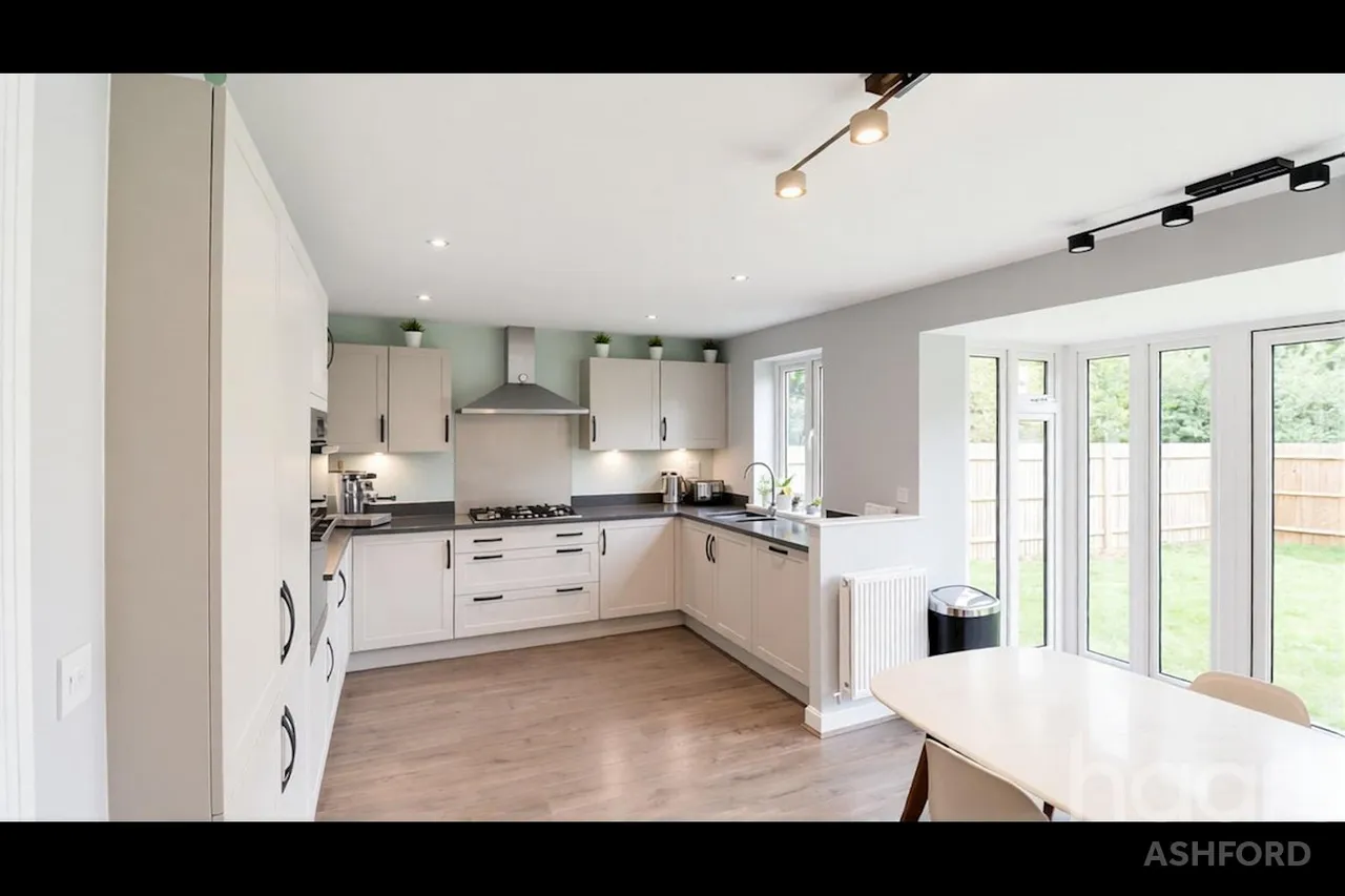 Fenland Way, Ashford, TN23, photo 6