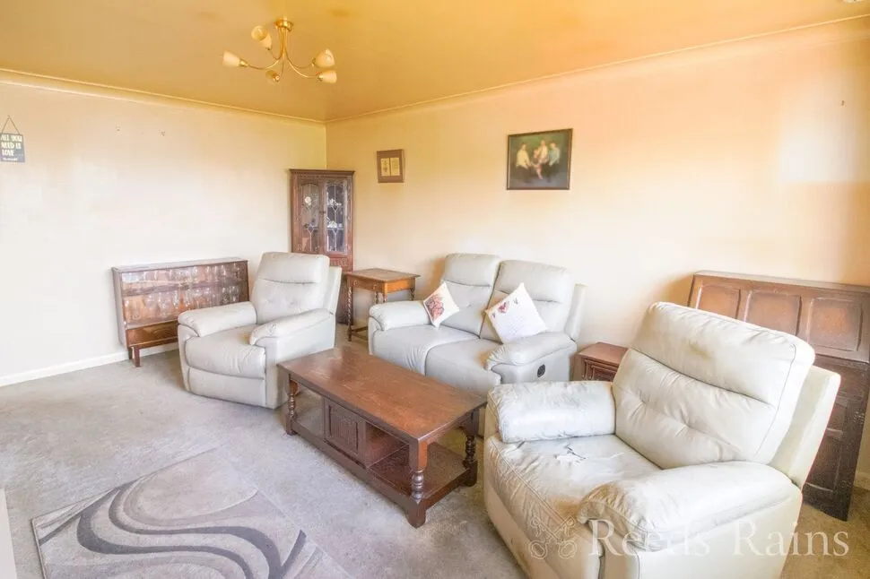 Dunbar Close, Little Sutton, Cheshire, CH66, photo 7