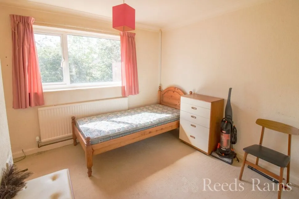 Dunbar Close, Little Sutton, Cheshire, CH66, photo 9