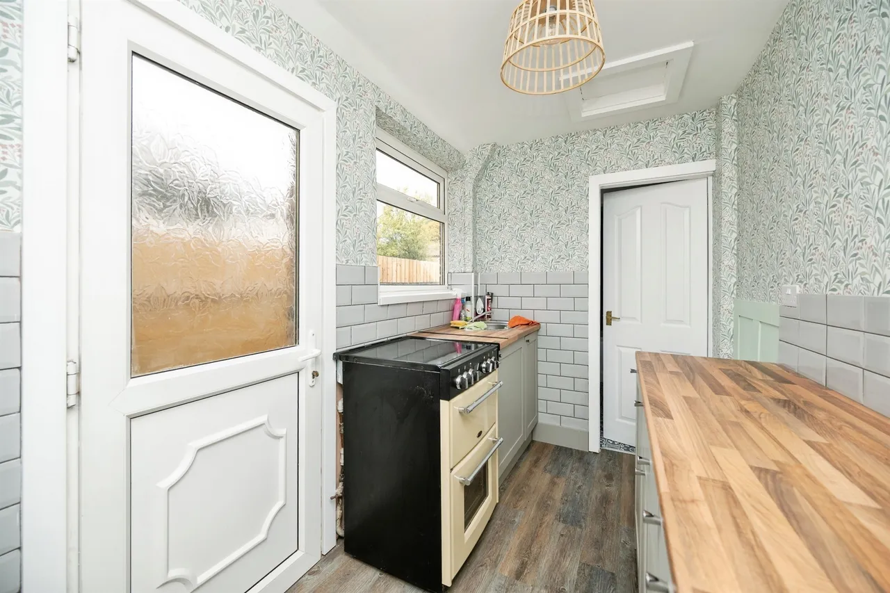 Greets Green Road, West Bromwich, B70, photo 6