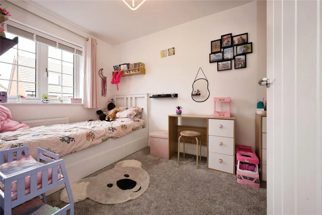 Morpeth Crescent, Houghton Regis, Dunstable, Bedfordshire, LU5, photo 14