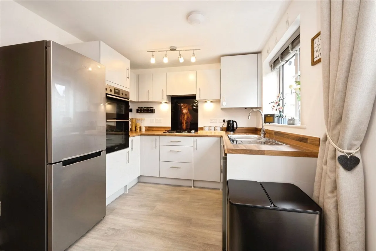 Morpeth Crescent, Houghton Regis, Dunstable, Bedfordshire, LU5, photo 4