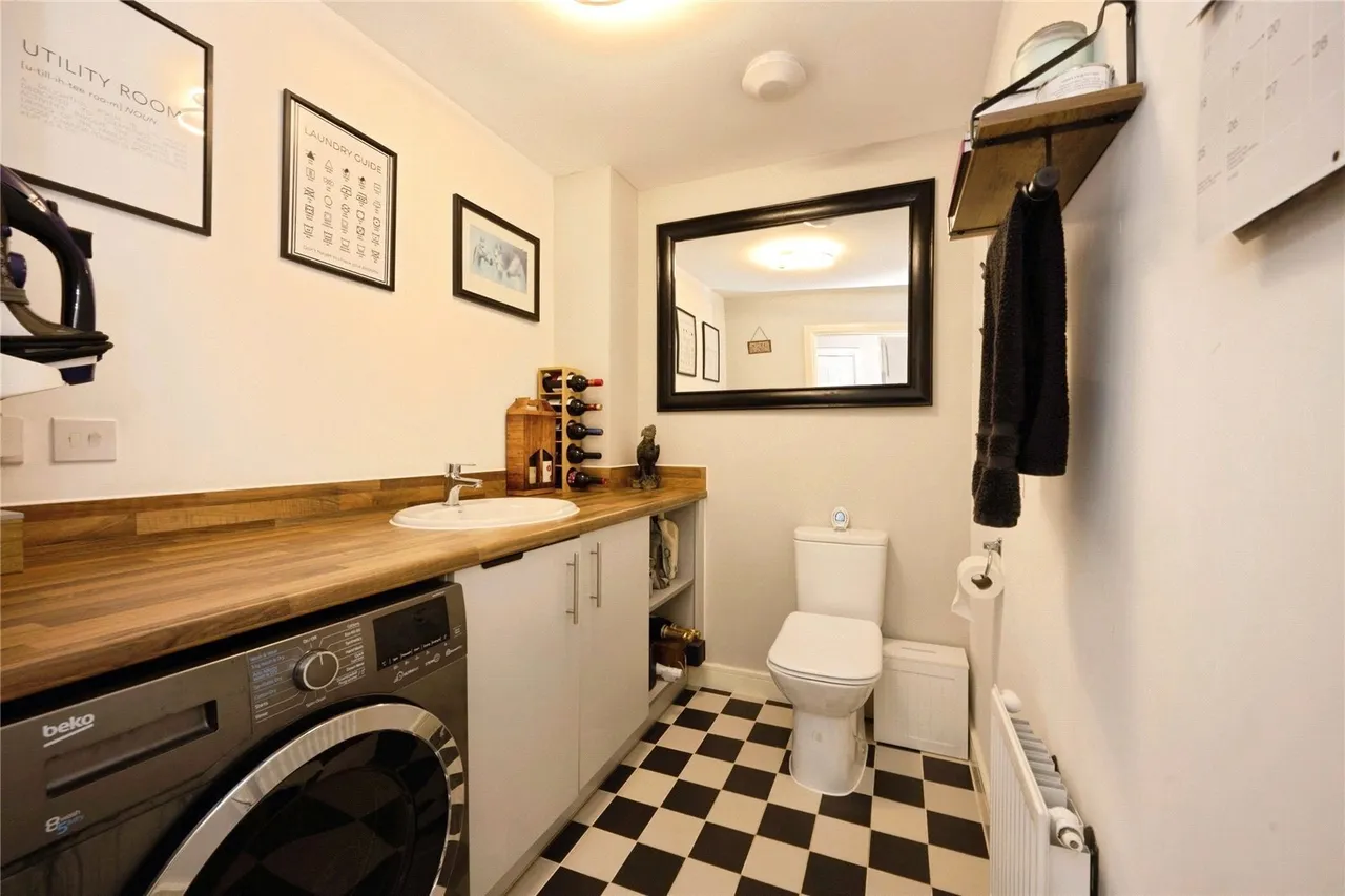 Morpeth Crescent, Houghton Regis, Dunstable, Bedfordshire, LU5, photo 6