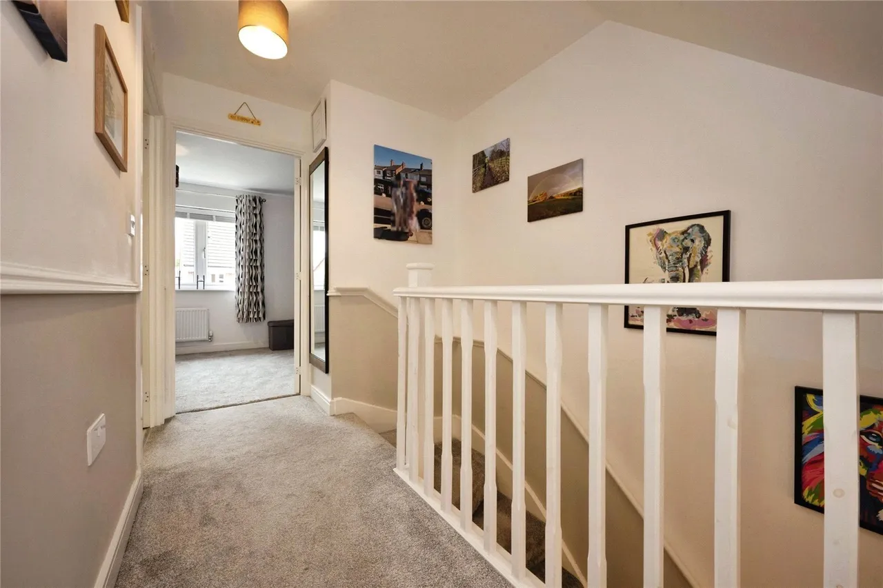 Morpeth Crescent, Houghton Regis, Dunstable, Bedfordshire, LU5, photo 8