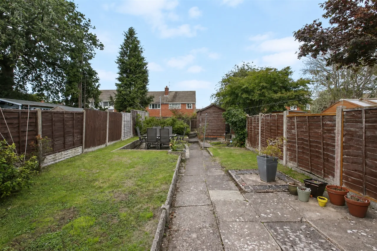 Callowbrook Lane, Rednal, B45, photo 25
