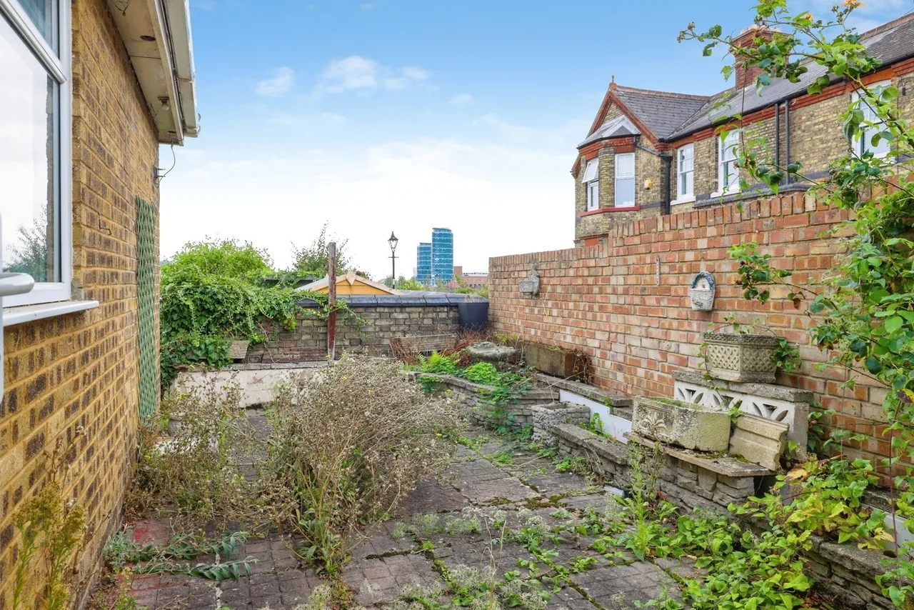 Admiralty Road, Upnor, ME2, photo 8