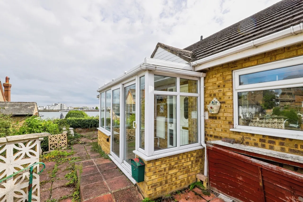 Admiralty Road, Upnor, ME2, photo 19