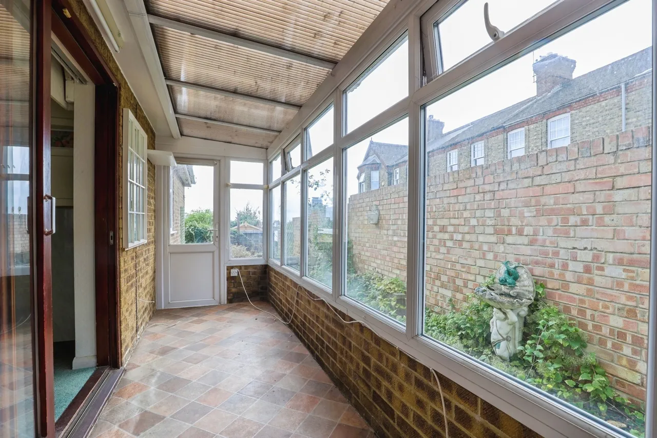 Admiralty Road, Upnor, ME2, photo 11
