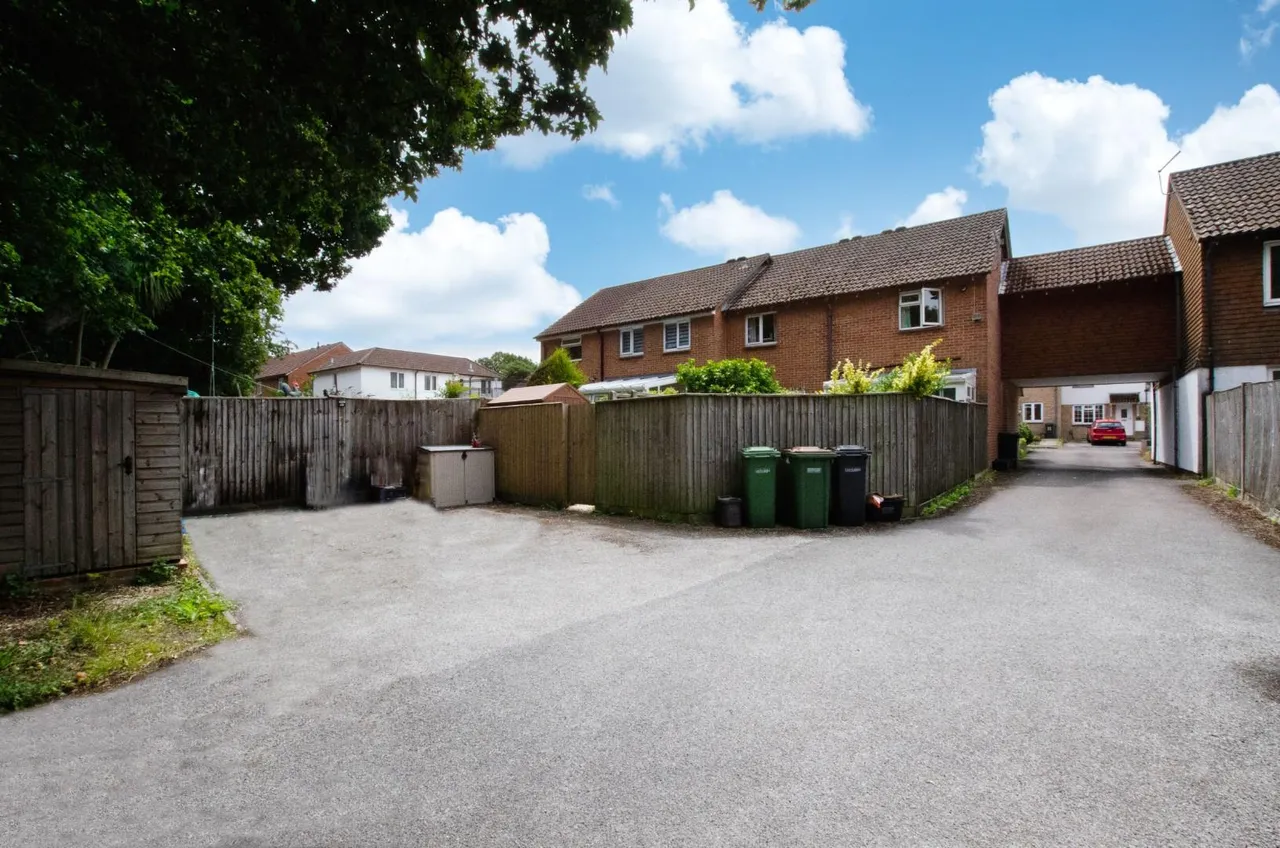 Torridge Gardens, West End, Southampton, SO18 3NF, photo 16