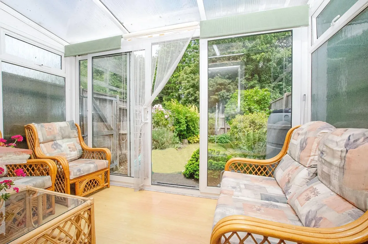 Torridge Gardens, West End, Southampton, SO18 3NF, photo 3