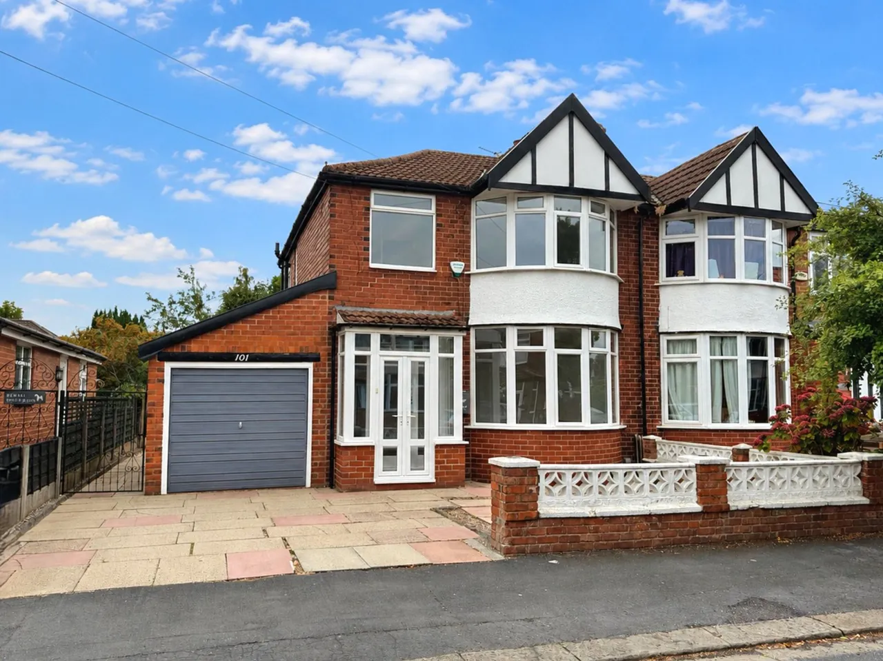 3 bed house for sale, Chestnut Drive, Sale