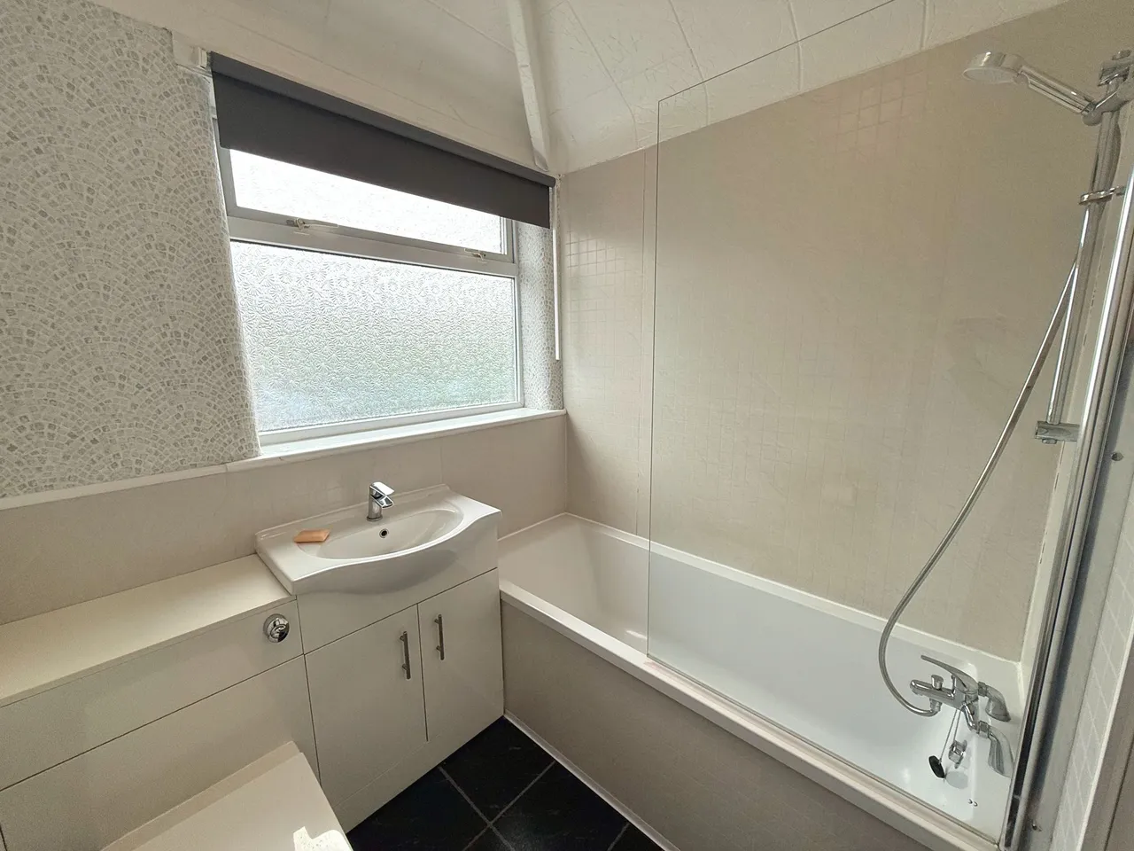 Chestnut Drive, Sale, photo 16