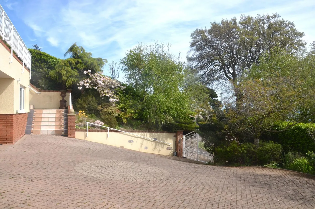 Thatcher Avenue, Torquay, TQ1, photo 27