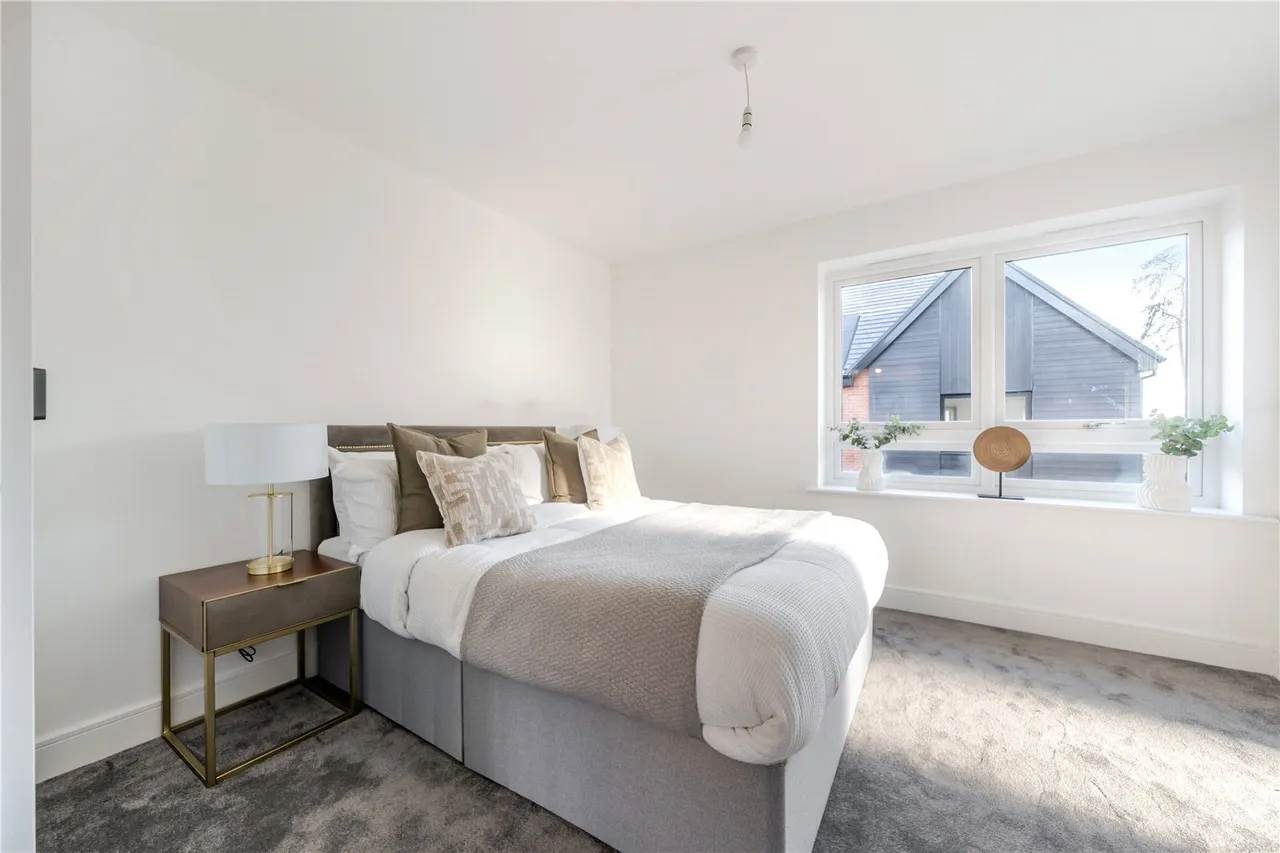 Amersham Road, HP15, photo 8