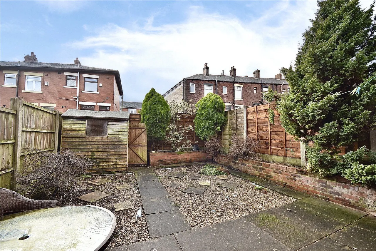 Bowler Street, Shaw, OL2, photo 14