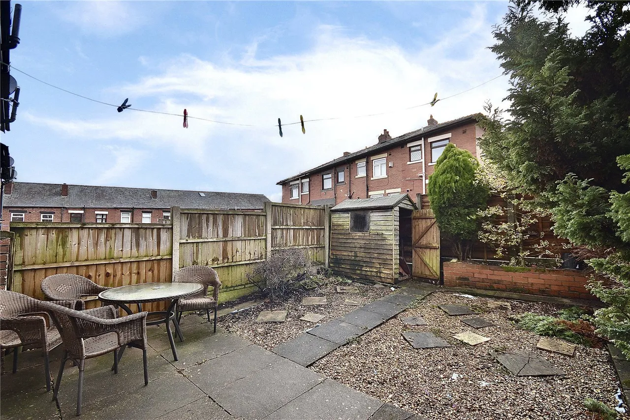 Bowler Street, Shaw, OL2, photo 13