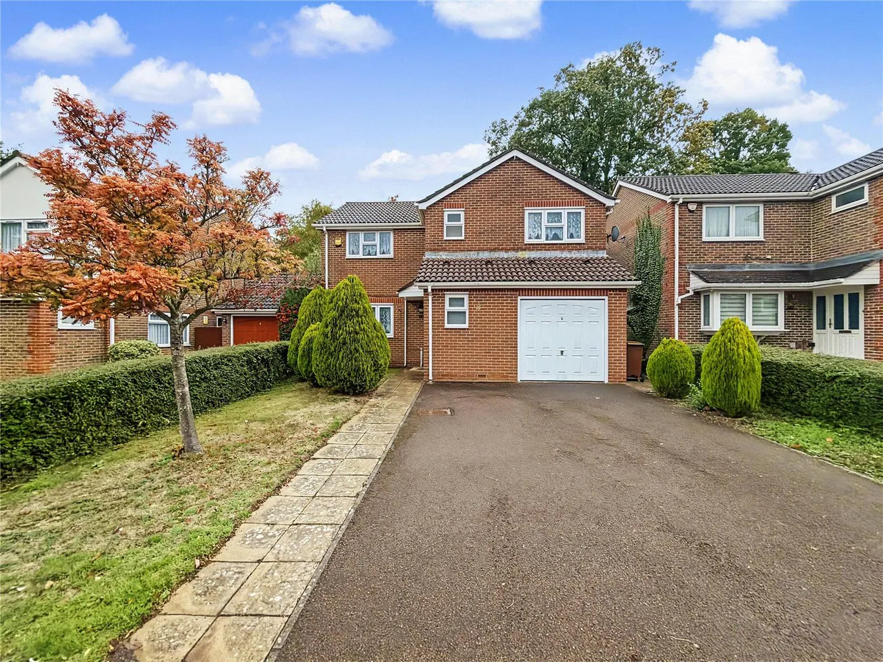 4 bed house for sale, Lambsfrith Grove, ME7