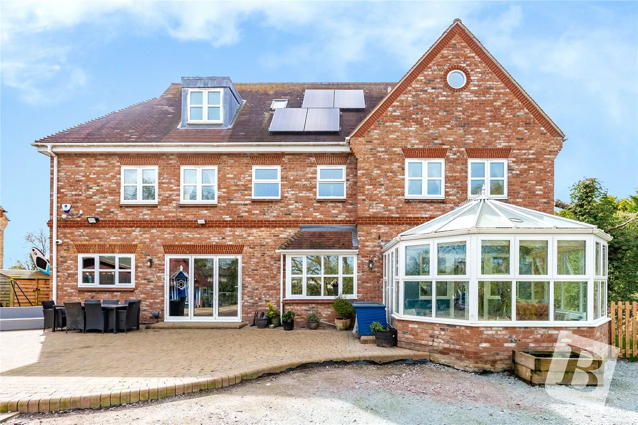 Station Road, Wickford, SS11, photo 6