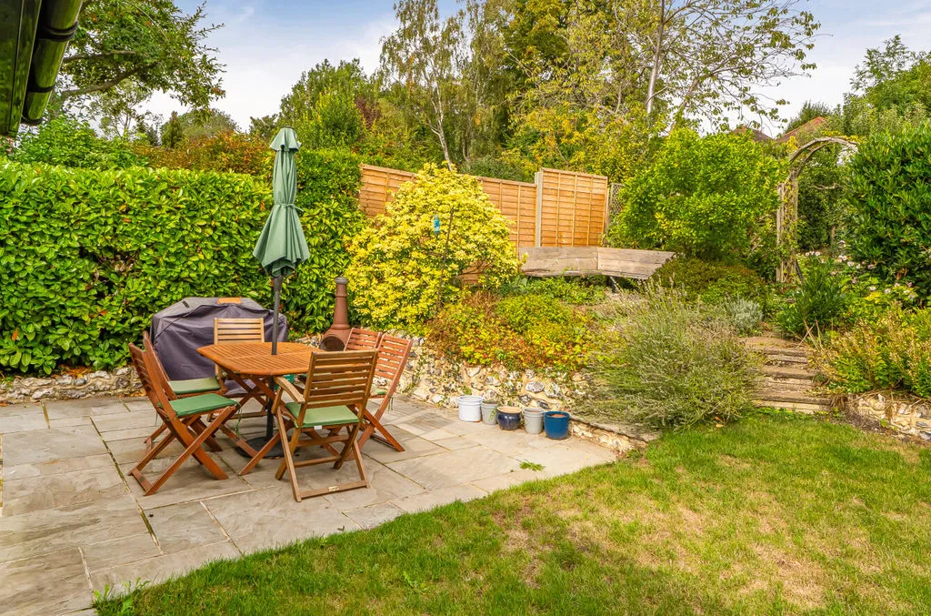 Bramley Avenue, Coulsdon CR5 2DP, photo 20