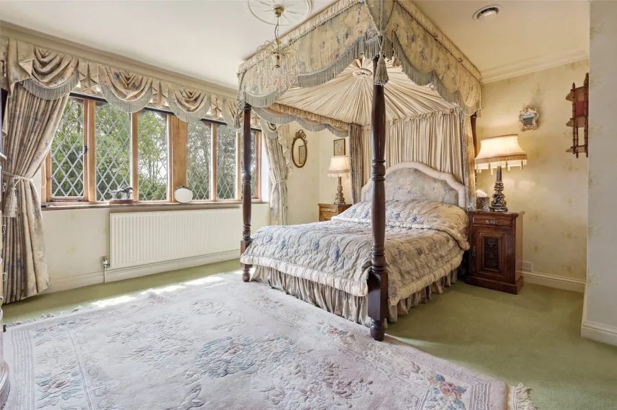with 7 bedrooms in Bishop's Stortford, CM23, photo 18