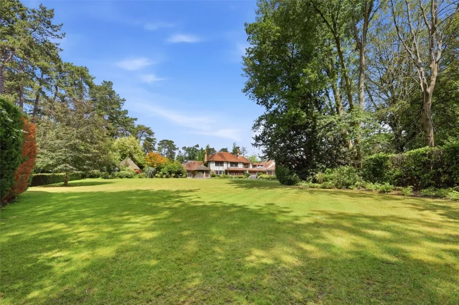 with 7 bedrooms in Bishop's Stortford, CM23, photo 47