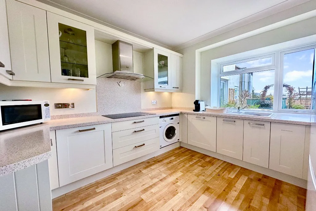 Lindsay Road, Poole, Dorset, BH13, photo 4