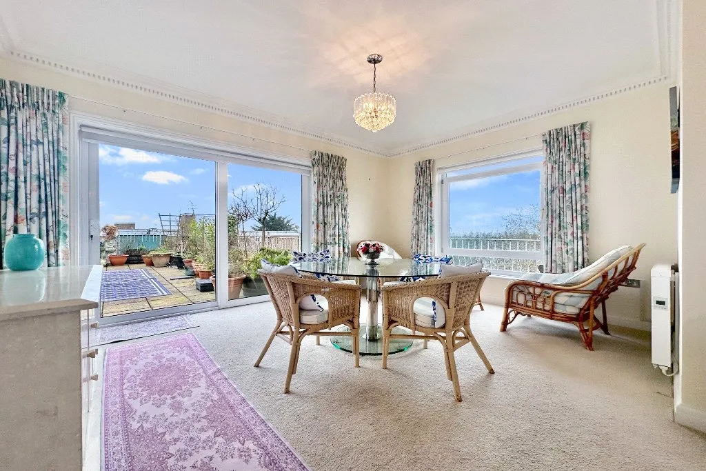 Lindsay Road, Poole, Dorset, BH13, photo 2