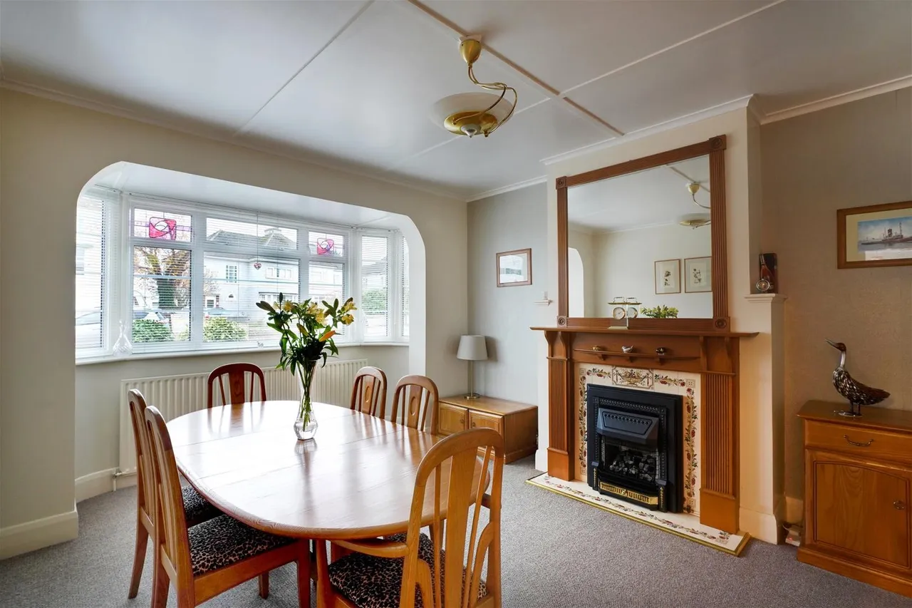Pine Avenue, Gravesend DA12 1QY, photo 7