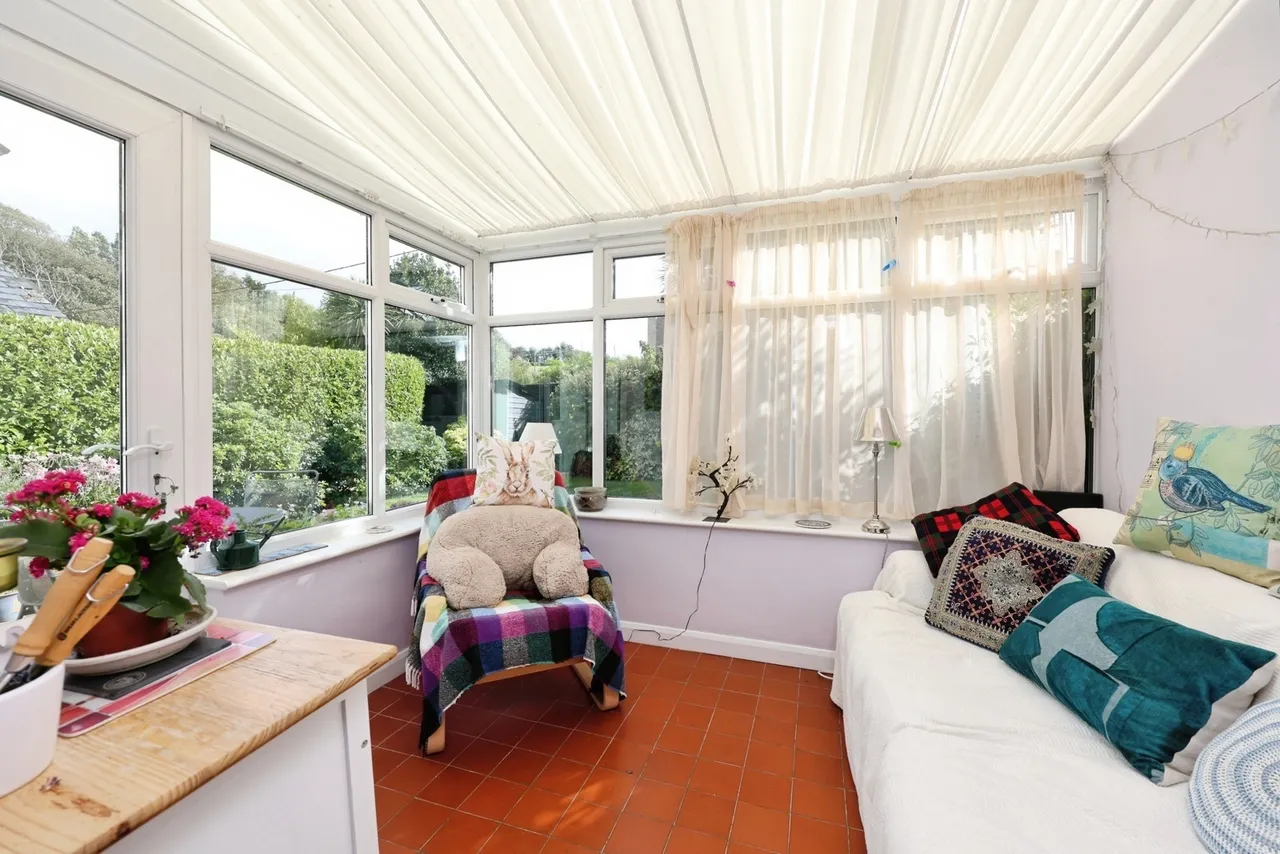 School Road, Godshill, PO38, photo 8