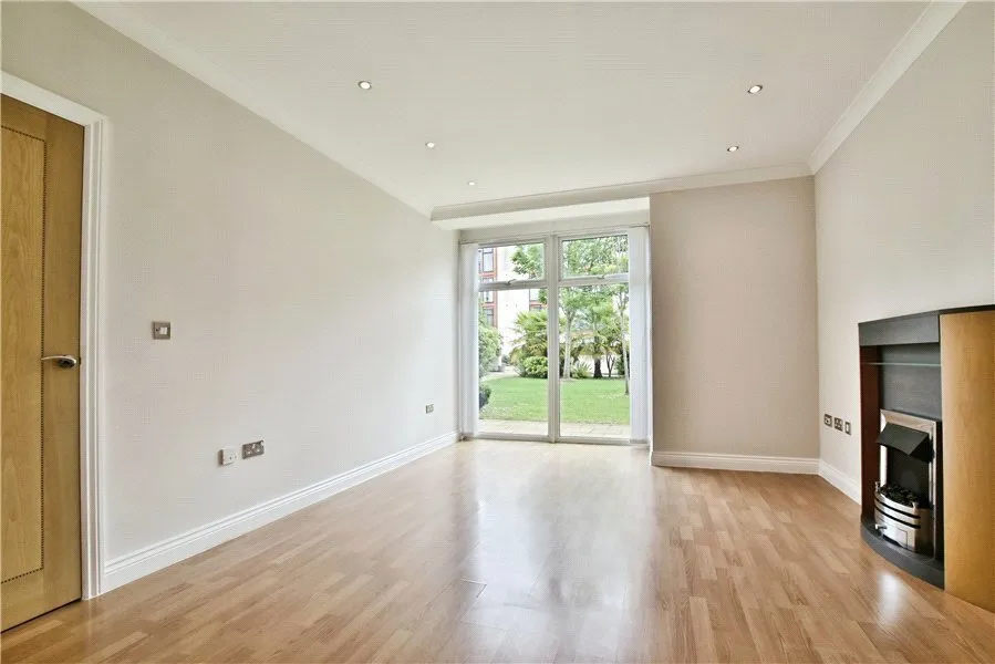 Altrincham Road, Manchester, Greater Manchester, M22, photo 5