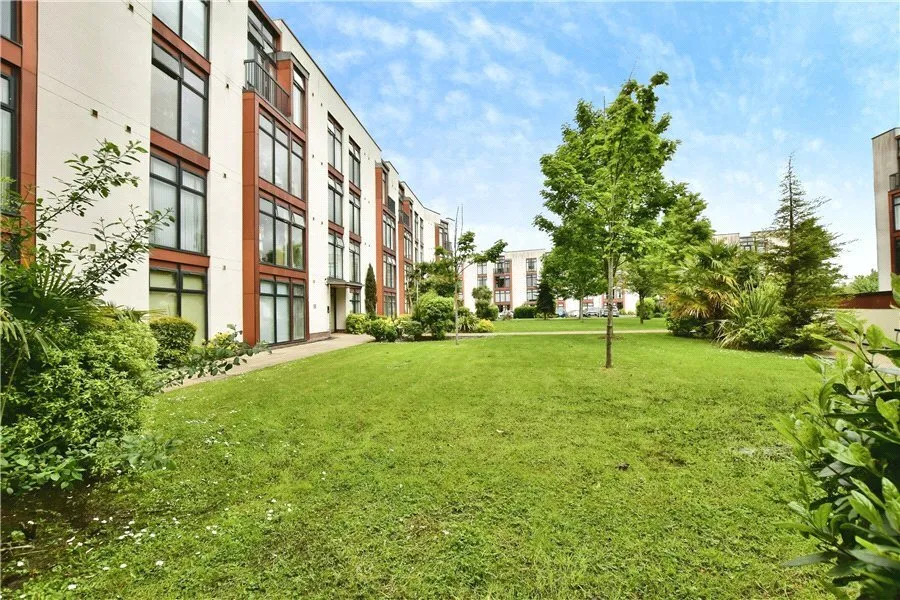 Altrincham Road, Manchester, Greater Manchester, M22, photo 15