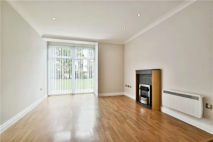 Altrincham Road, Manchester, Greater Manchester, M22, photo 6