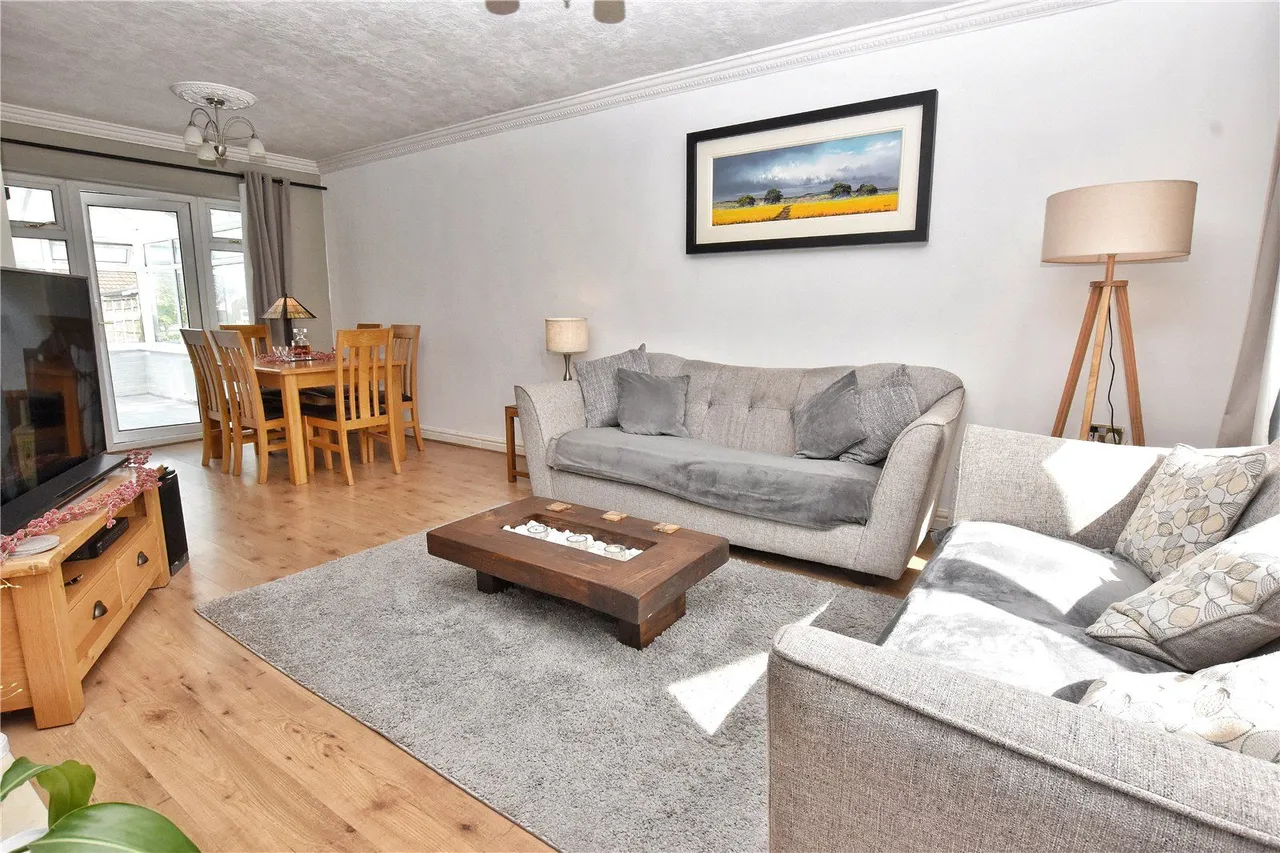 Bowland Road, Glossop, SK13, photo 6