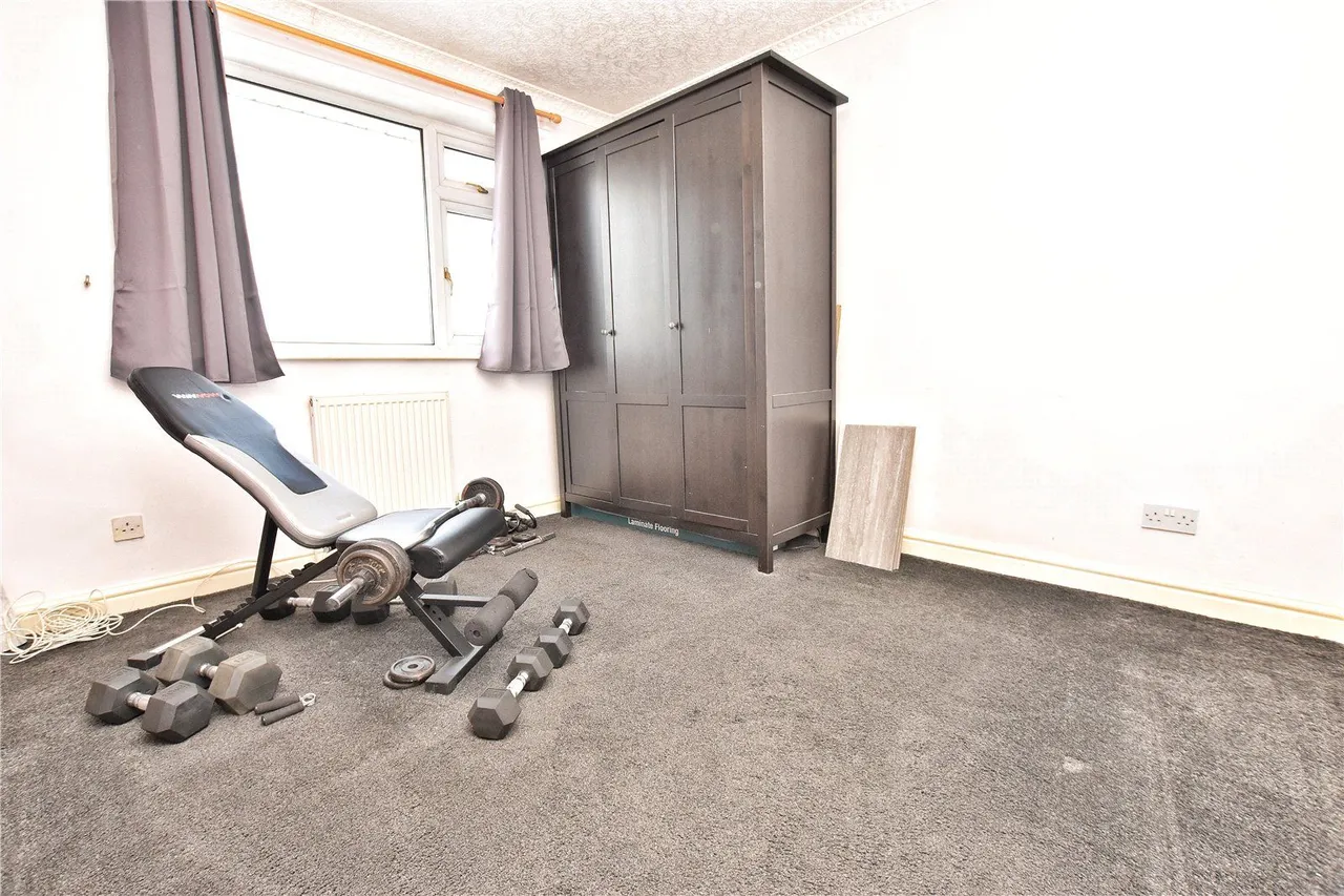 Bowland Road, Glossop, SK13, photo 15